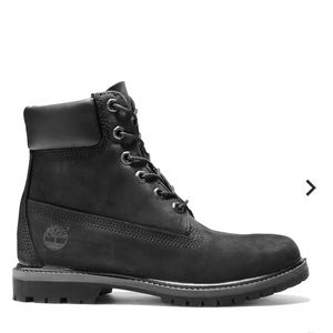 🖤 Classic Black Timberland Boots